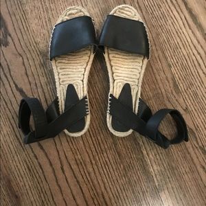 Black Vince sandals size 10